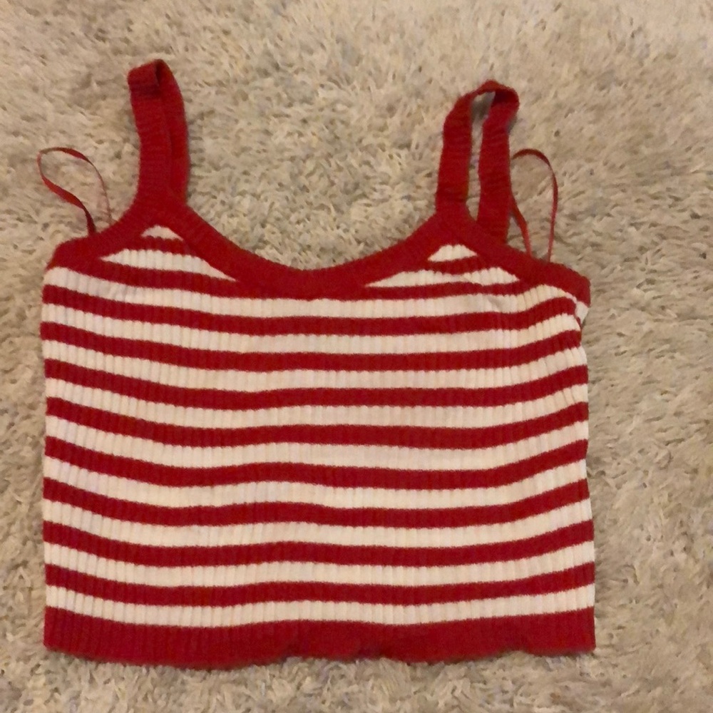 Red and white cropped tank